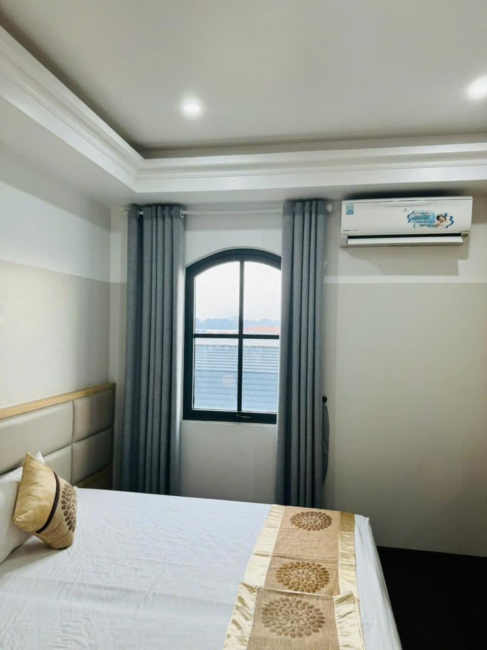 Ha Long Cozy Hotel Buitenkant foto