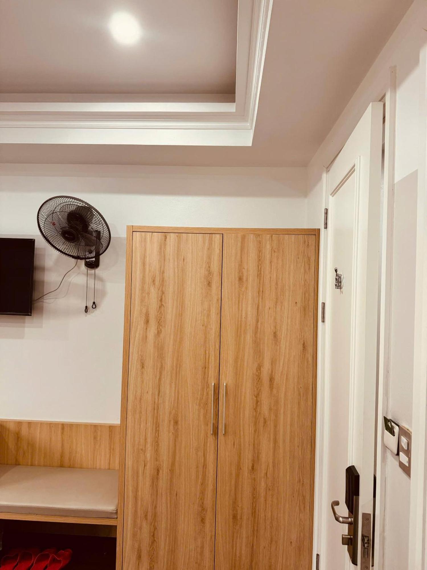 Ha Long Cozy Hotel Buitenkant foto