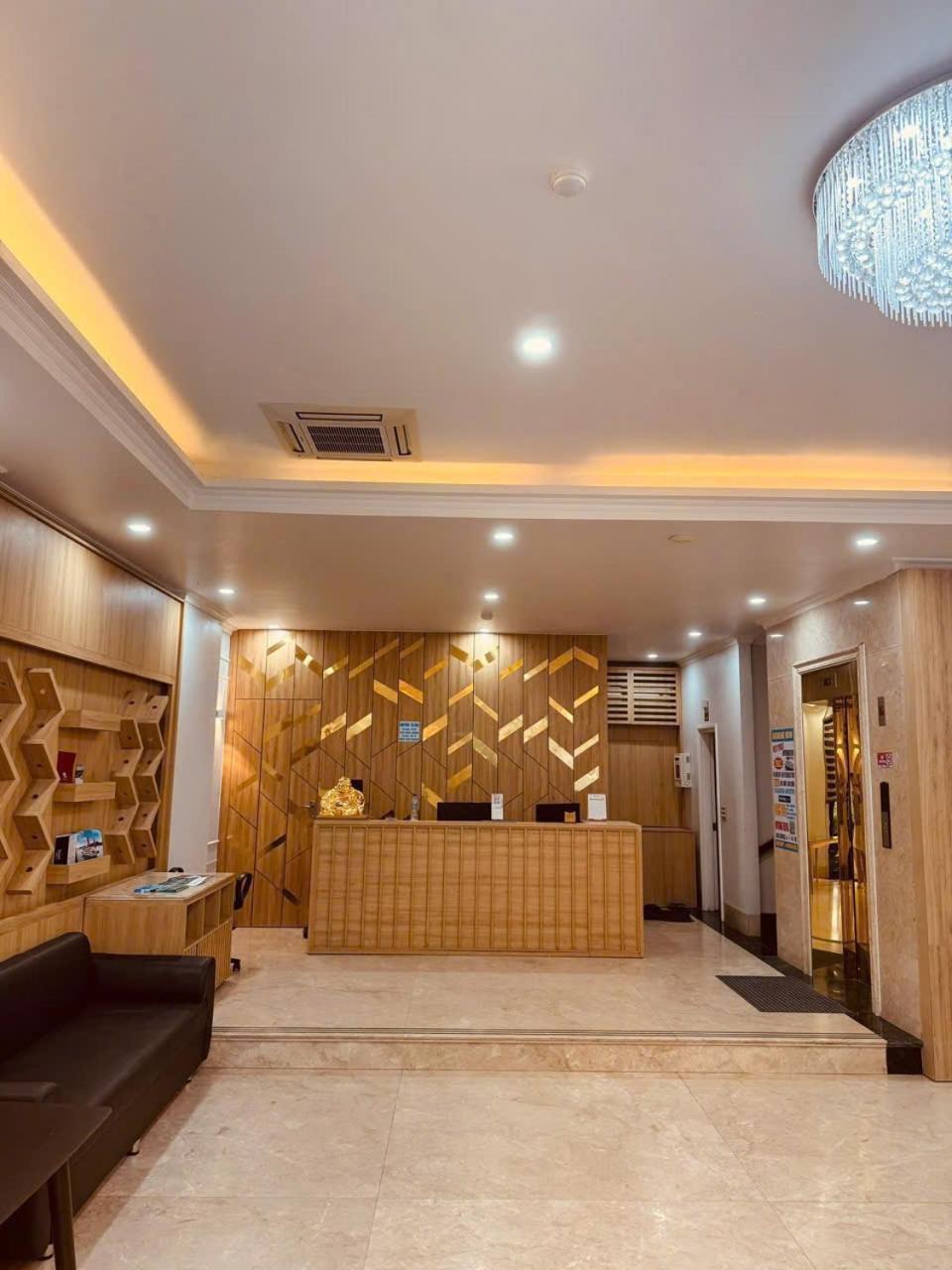 Ha Long Cozy Hotel Buitenkant foto