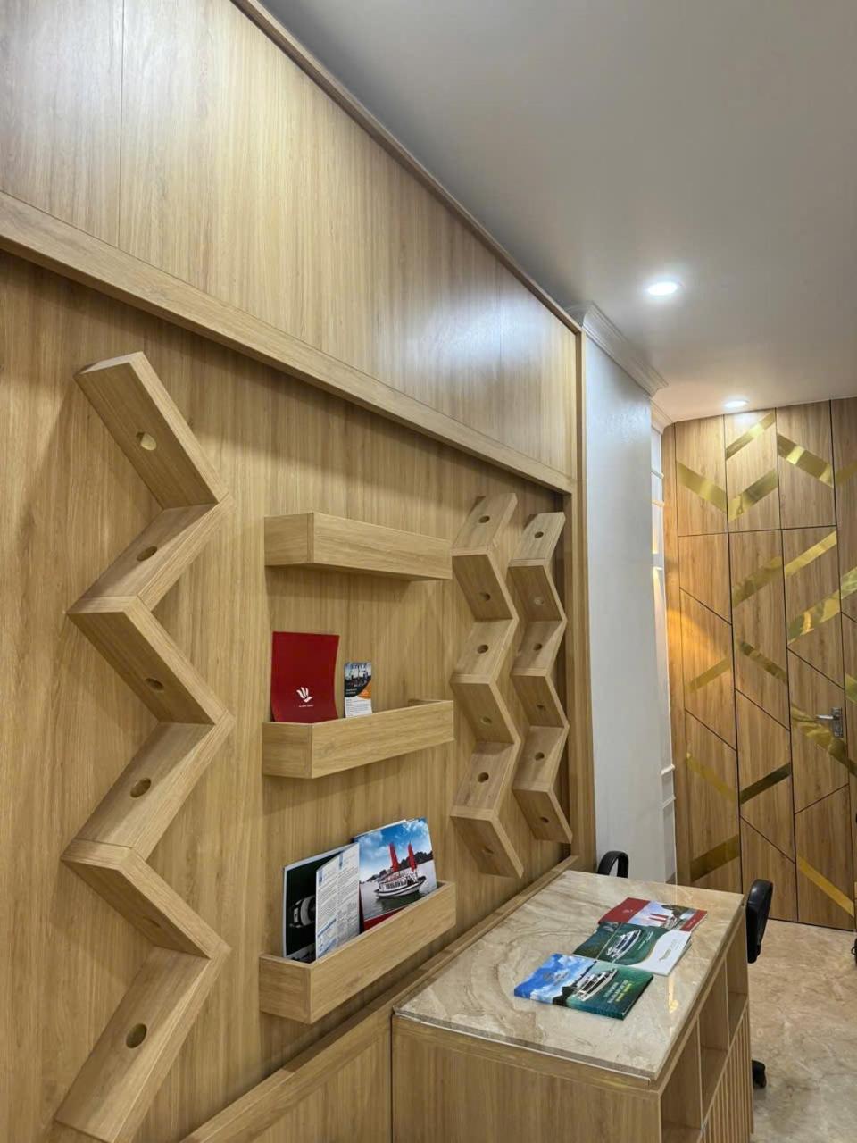 Ha Long Cozy Hotel Buitenkant foto